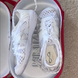 Nfinity Cheer Shoes